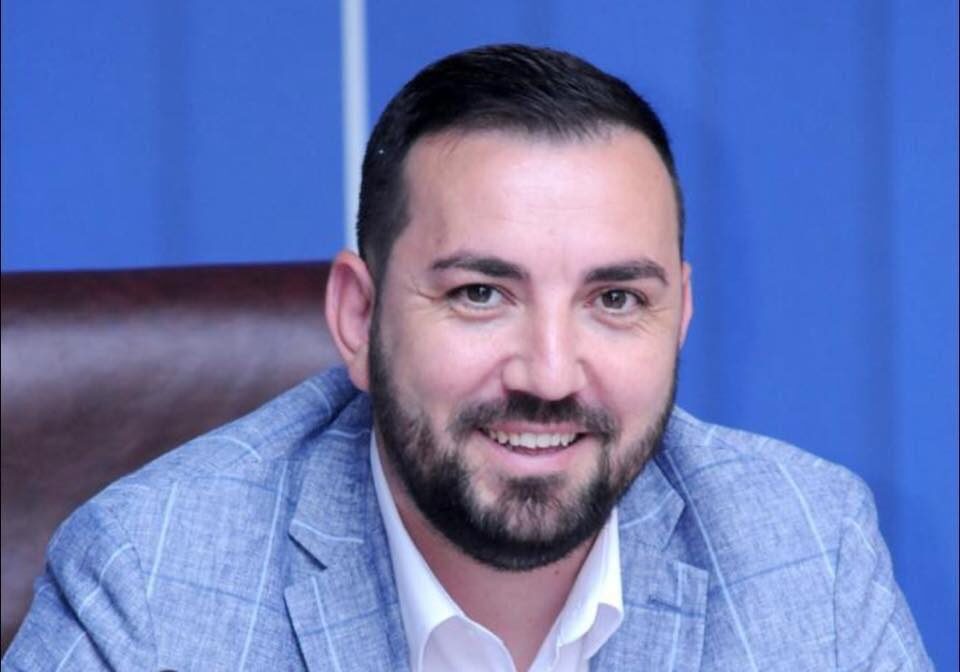 DNA reține administratorul Sectorului 5, arhitectul șef și directorul adjunct al poliției locale, se solicită arest preventiv