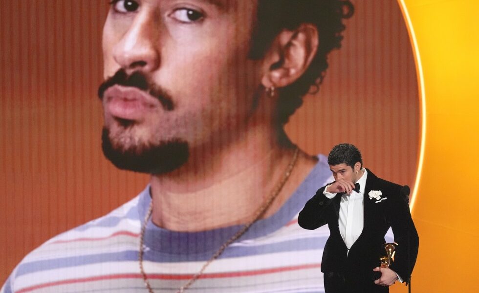 urlhttps3A2F2Fassets.apnews.com2Fba2Fce2F1b209ed9201914b21721a0f4b4552F9158ff22334a43b690c8.jpeg - ReporterUrban