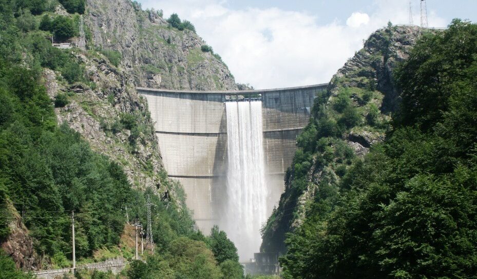 vidraru_2-e1720515647892.jpg - ReporterUrban