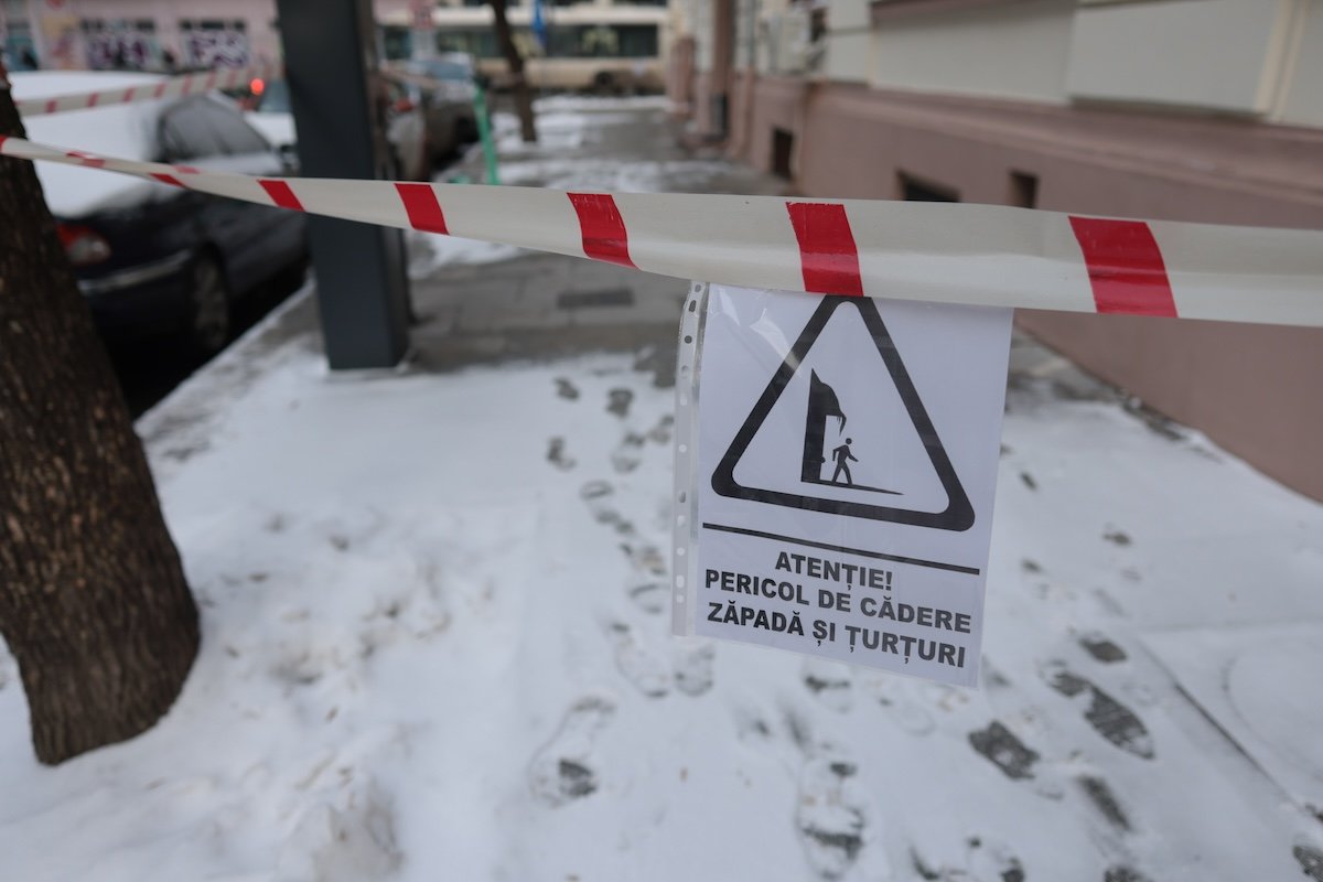 Bucureștiul se confruntă cu o săptămână de temperaturi extrem de scăzute și ninsori persistente, condiții meteo care vor marca finalul lunii ianuarie și începutul lunii februarie