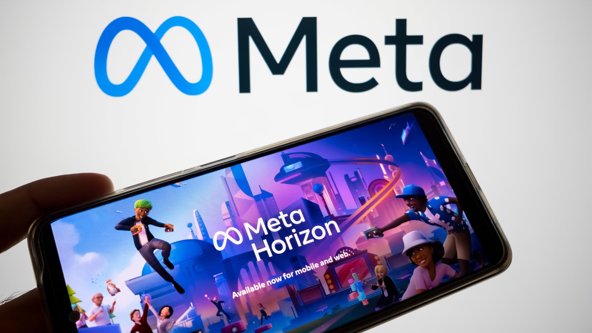 Meta închide Horizon Worlds, platforma sa din metavers