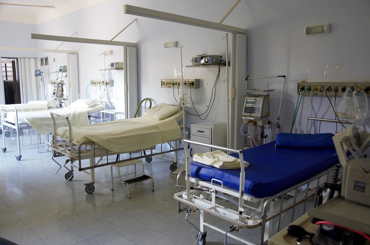 Tânără care strânsese 2,3 milioane de euro pentru tratament în SUA a murit, după ce s-a infectat în spital privat din București
