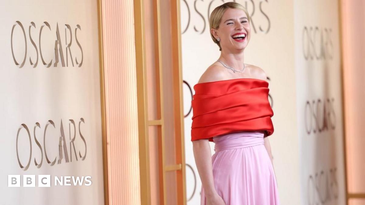 Securitate extrem de strictă la ceremonia premiilor Oscar din Los Angeles, după luni de pregătiri În ajunul celei mai prestigioase gale de cinema, autoritățile din Los Angeles au implementat măsuri de securitate de o amploare fără precedent