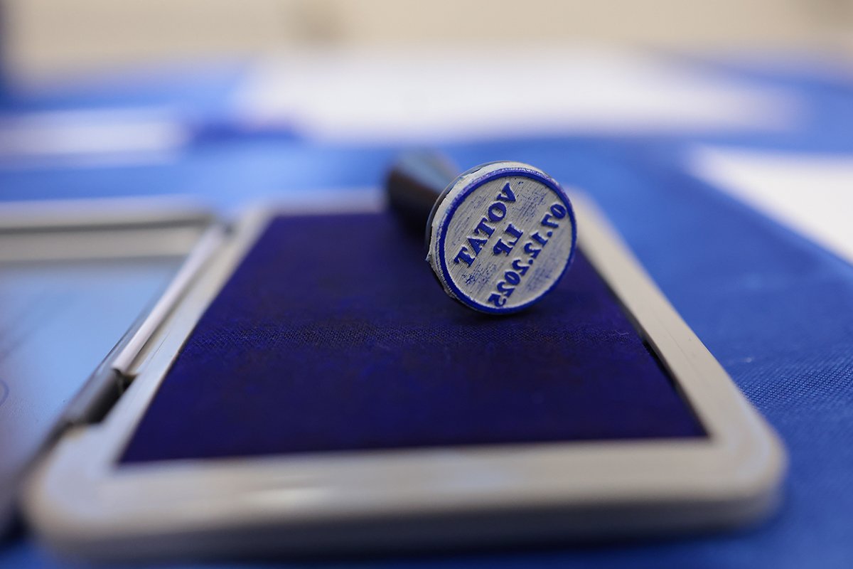 Pentru a doua oară în mandatul recent, PSD își arată intențiile de a controla internal coaliția guvernamentală, în timp ce opoziția pare să se consume în conflicte interne și cruzime politică