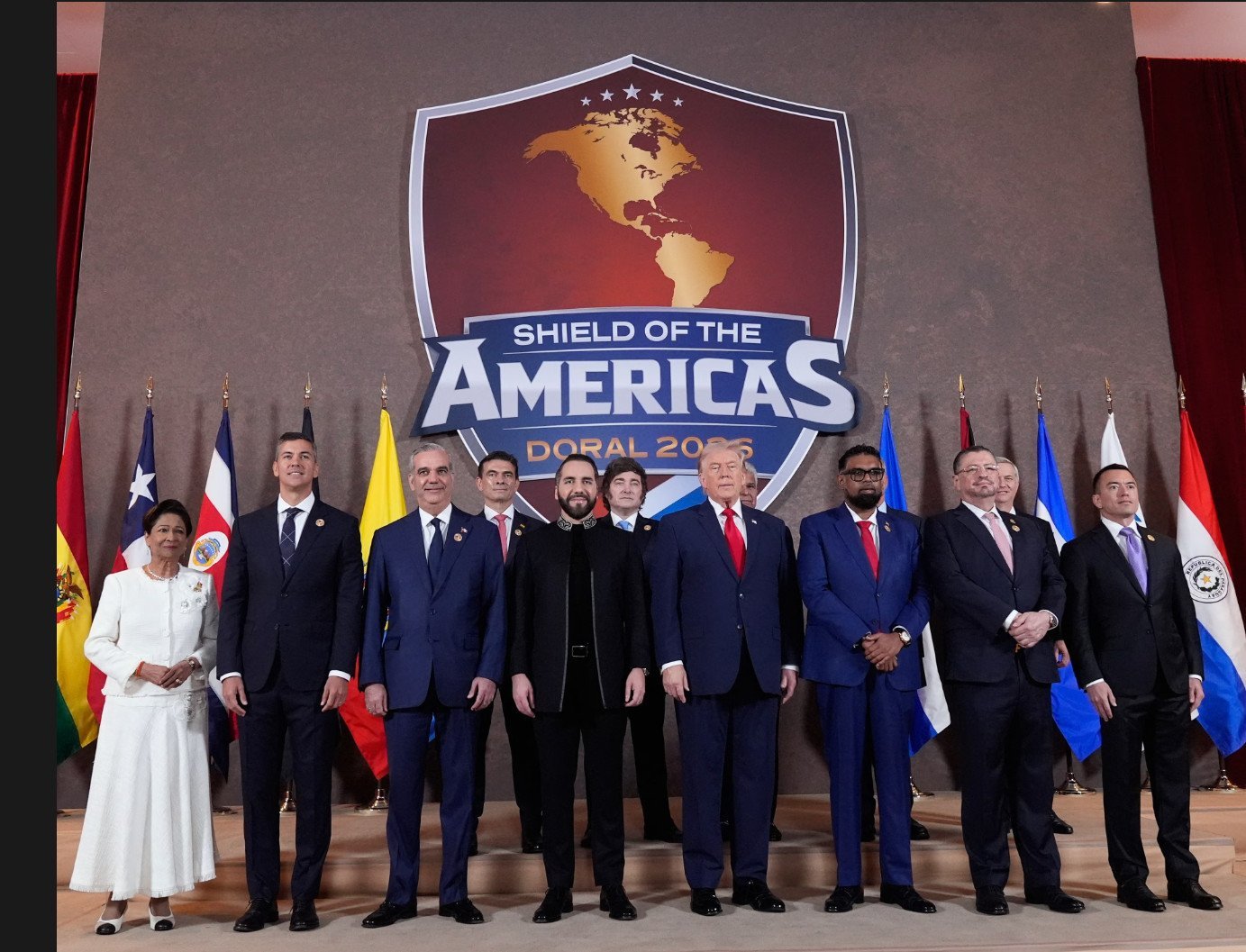 Președintele Statelor Unite, Donald Trump, a dat sâmbătă un semnal clar privind abordarea administrației sale în regiunea Americilor și strategia de contracarare a influencei globale a Chinei