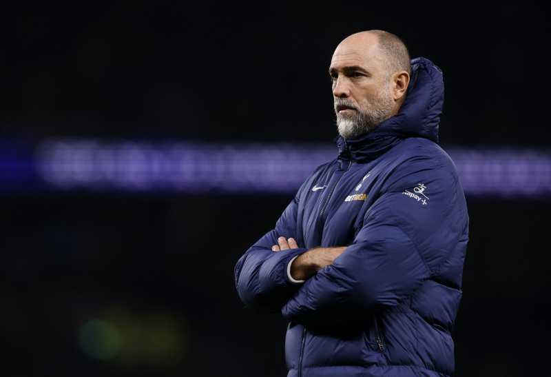 Igor Tudor, elogii pentru Diego Simeone înaintea meciului cu Atletico Madrid Antrenorul echipei Tottenham Hotspur, Igor Tudor, și-a exprimat admirația față de mentalitatea și experiența tehnicianului Diego Simeone, cu ocazia meciului din optimile de finală ale Ligii Campionilor, programat marți în capitala Spaniei