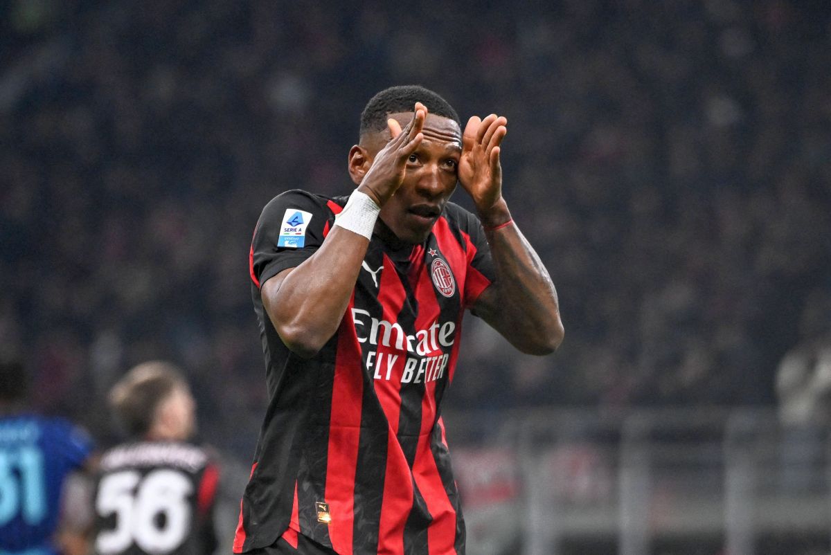 AC Milan a câștigat derby-ul cu Inter, scor 1-0, menținând astfel o amenințare reală la adresa liderului din Serie A, deși diferența de puncte s-a redus la 7