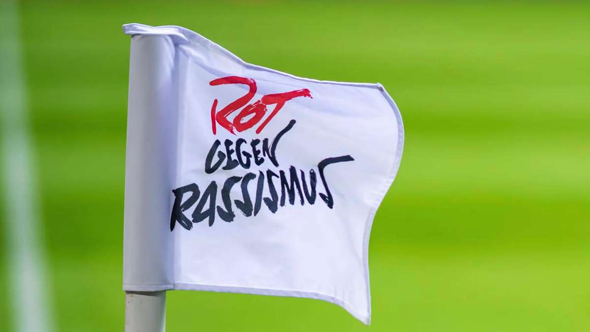 FC Bayern München reafirmă angajamentul față de combaterea rasismului în cadrul campaniei „Rot contra Rassismus” FC Bayern München, clubul de fotbal de prestigiu al Germaniei, continuă să își demonstreze angajamentul față de lupta împotriva rasismului și discriminării