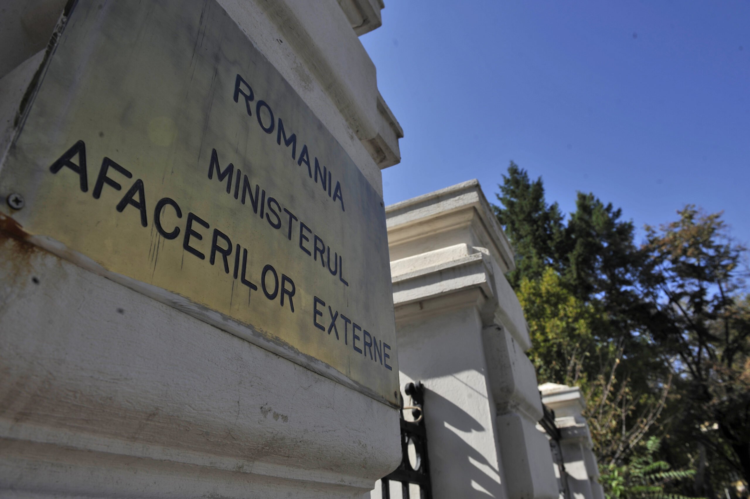 MAE: Peste 1.000 de români blocați în zonă de conflict, fără posibilitate de repatriere