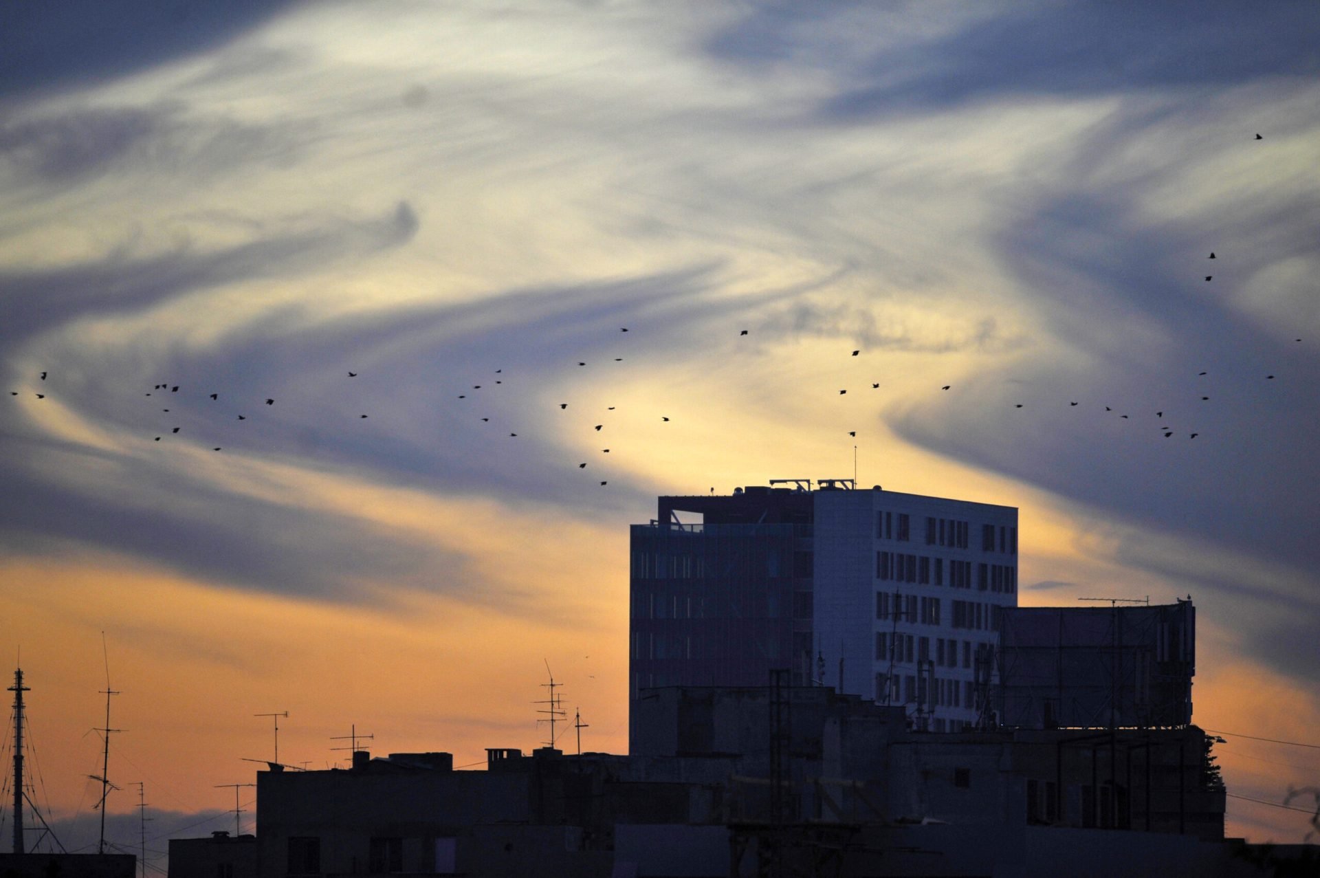 Vremea frumoasă și temperaturile ușor peste medie vor caracteriza următoarele zile în România, conform prognozei meteorologice anunțate de Administrația Națională de Meteorologie (ANM)
