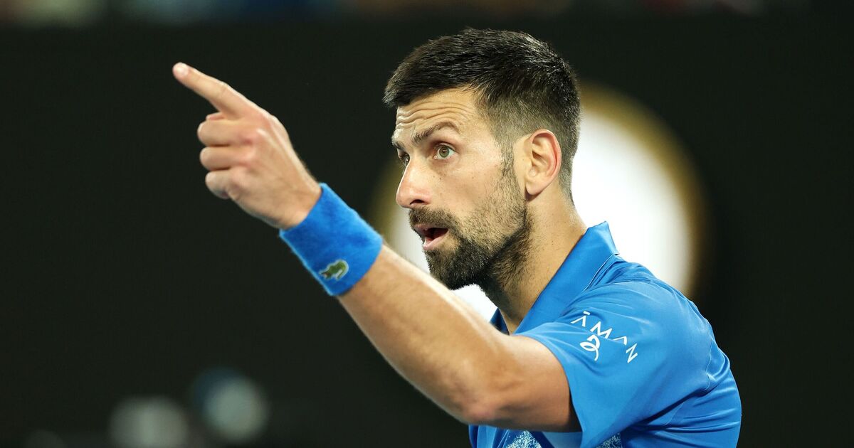 Novak Djokovic atrage controverse după victoria de la Indian Wells: mesajul său despre Kosovo riscă să inflameze tensiunile geopolitice După ce a câștigat clar în minimum de seturi meciul de la Indian Wells, Novak Djokovic a stârnit o reacție dură după meci, printr-un gest care a atras atenția internațională