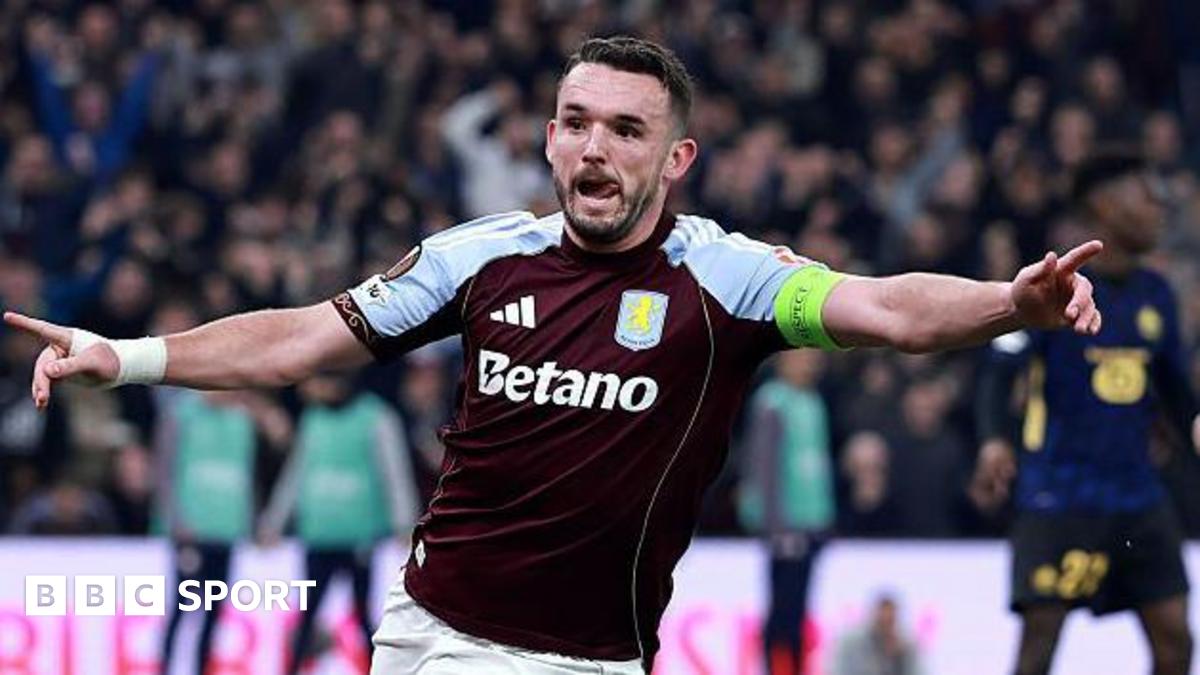 Portarul Emiliano Martinez a fost vedeta meciului dintre Aston Villa și Lille, după ce a reușit să salveze echipa într-un moment decisiv și a fost aclamat de fanii gazdă