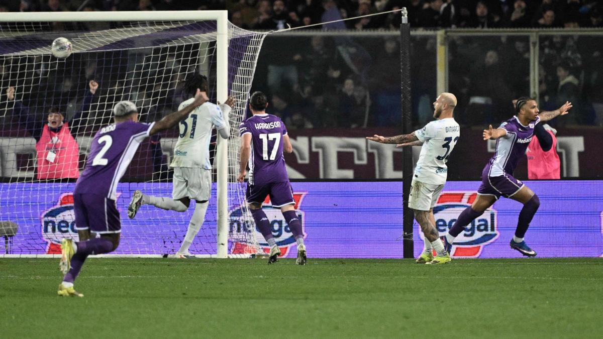 Inter a avut parte de o seară tensionată pe terenul Fiorentinei, remizând 1-1 și continuând astfel seria de rezultate desfășurată de formația condusă de Christian Chivu, momentan în tribune din cauza unei suspendări