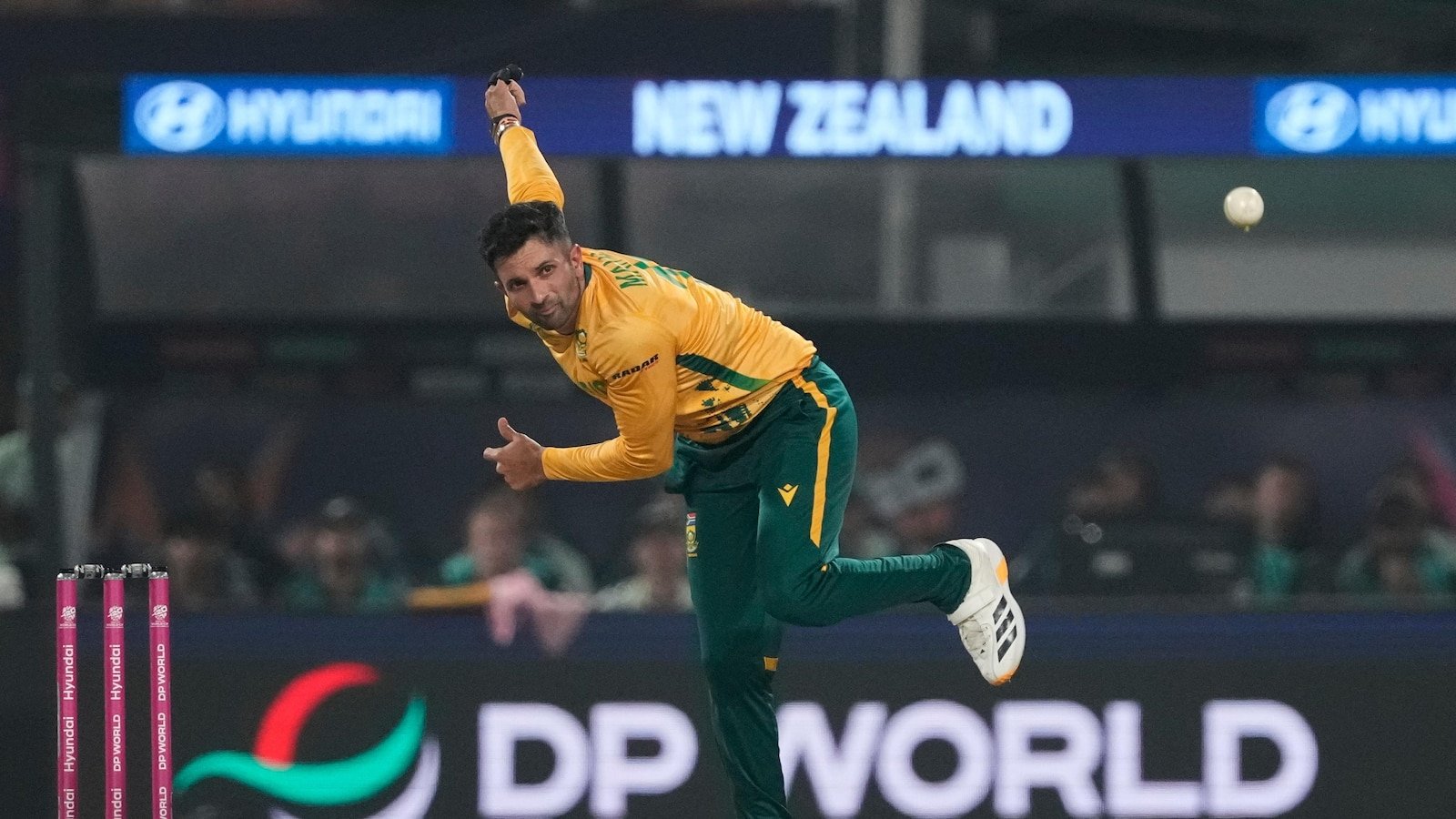 South Africa wins the toss and bats in the fourth T20 against New Zealand