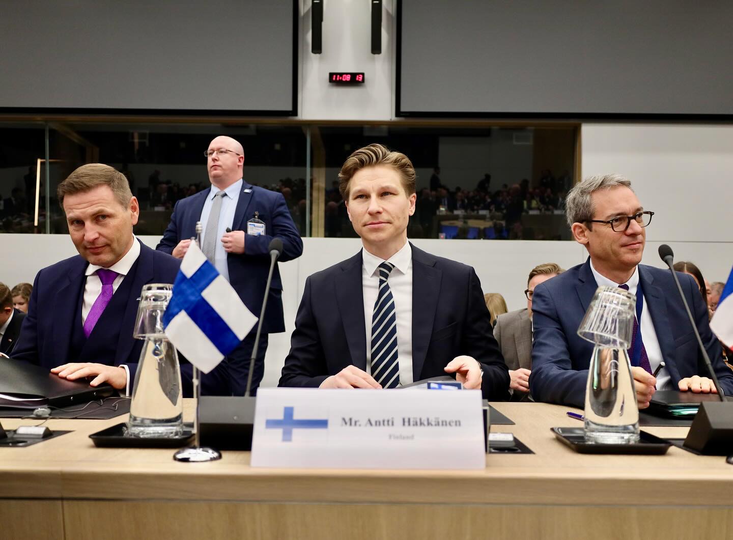 Finlanda avansează spre o nouă etapă de adaptare la realitățile geopolitice actuale, anunțând planuri de a relaxa interdicția existentă asupra armelor nucleare