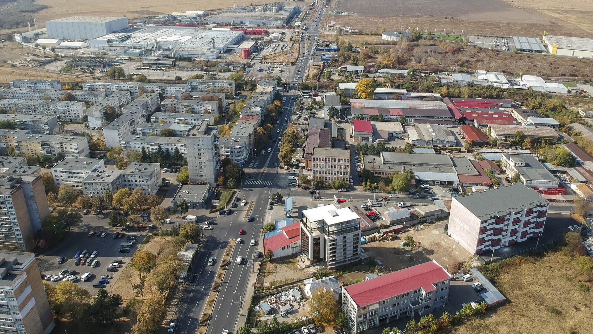 Impozitul pe clădiri vechi scade; proprietarii care au plătit deja trebuie să ia măsuri, anunț oficial în un mare oraș din România