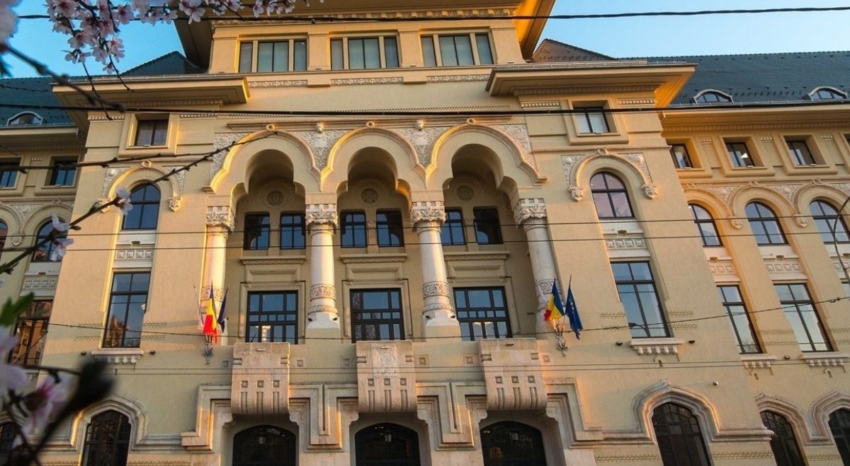 Proiectul bugetului pe 2026 al României nu prevede includerea rezultatului referendumului organizat în 2024 la inițiativa fostului primar al Bucureștiului, Nicușor Dan, o decizie care continuă să ridice semne de întrebare asupra modului în care cetățenii capitalei și-au exprimat voința în privința finanțării municipales