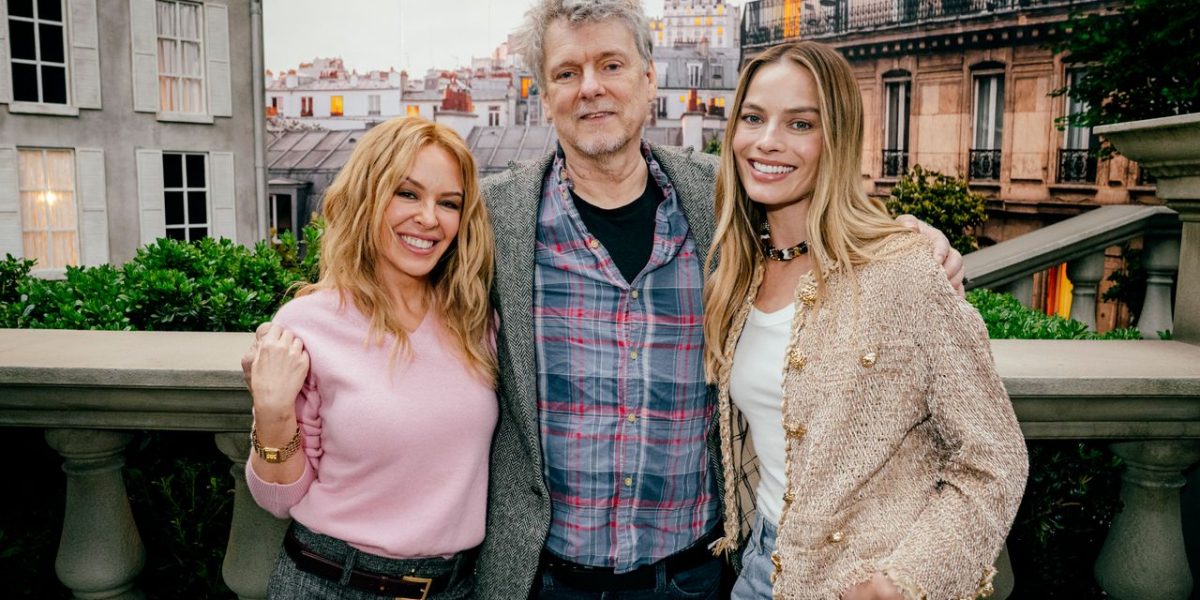 Margot Robbie preia centralitatea în lumea Kylie Minogue pentru Chanel