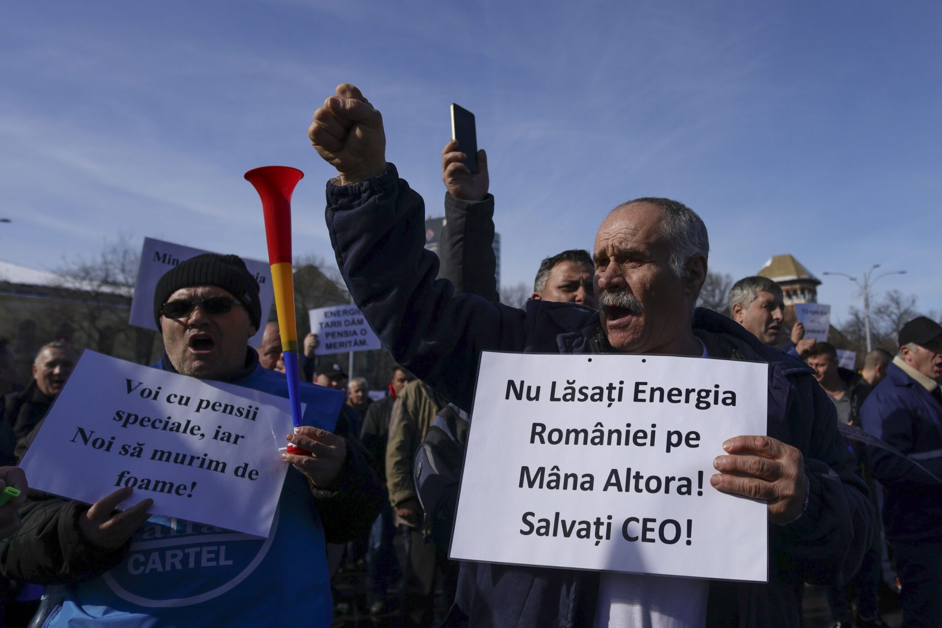 Minerii din Oltenia se pregătesc pentru un protest de amploare în Capitală, planificat pentru marți, 24 martie, în Piața Victoriei