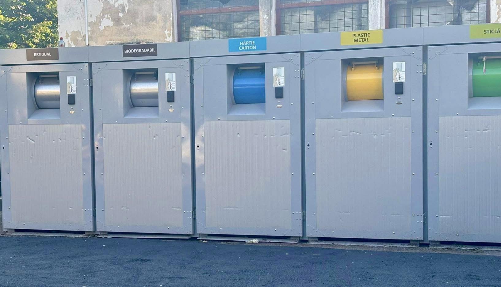 Rige pentru gunoi în România: amenzi de până la 2.000 de lei din 2026