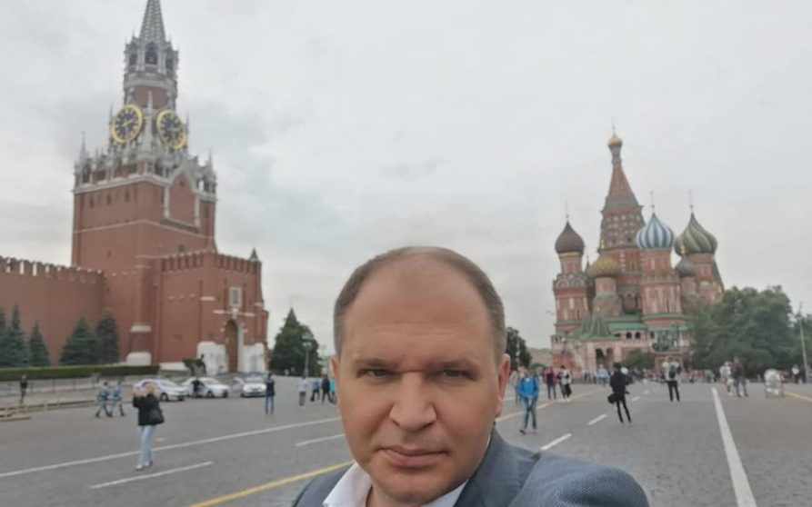 Magistratura românească menține blocajul pentru primarul pro-rus al Chișinăului, Ion Ceban Decizia definitivă a instanței române a condamnat ferm orice posibilitate pentru primarul pro-rus al Chișinăului, Ion Ceban, de a intra în România sau în spațiul Schengen, consolidând poziția autorităților de la București privind restricțiile în vigoare