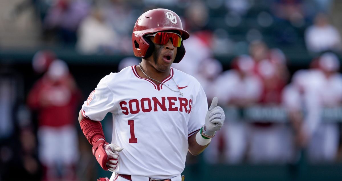 Oklahoma a învins UT-Arlington cu scorul 6-1 într-un meci de pregătire jucat pe terenul său de acasă, Kimrey Family Stadium, înaintea startului meciurilor din SEC (Southeastern Conference)
