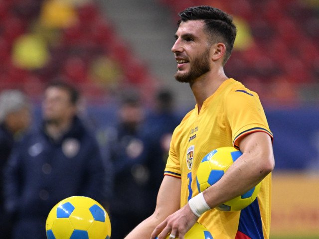 Mihai Popescu, depera de la AS Roma, semnează cu o formație românească: Trei contracte semnate de FCSB După zile întregi de speculații și negocieri tensionate, anunțul mult așteptat a fost făcut oficial: Mihai Popescu, fost jucător al AS Roma și unul dintre cei mai promițători apărători ai generației sale, va semna un contract cu FCSB, clubul care domină scena fotbalului românesc