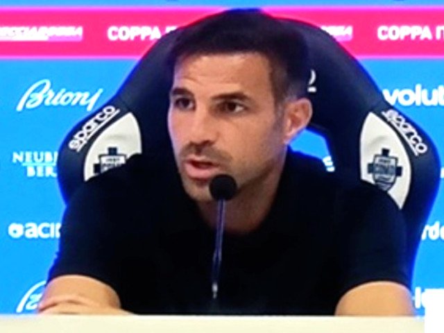 Fabregas, reacție vehementă după un joc de coșmar al campioanei Europei Reacție acerbă din partea mijlocașului Cesc Fabregas, după meciul considerat de mulți drept cel mai slab al sezonului pentru echipa sa