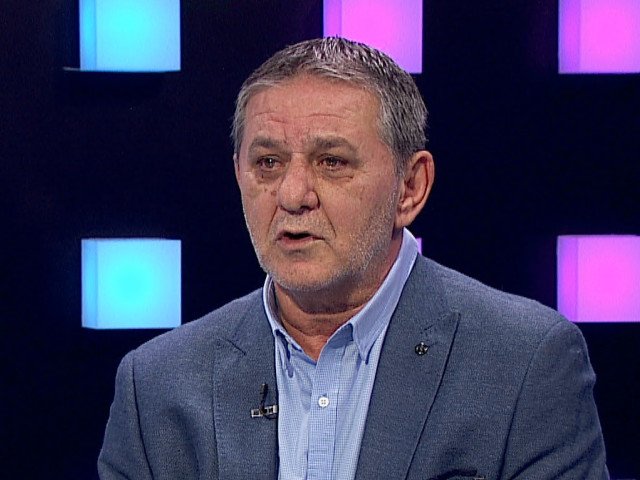 Reacția României după victoria cu Turcia: primele opinii ale legendei Gică Craioveanu și antrenorului Marius Lăcătuș Cele două puncte obținute pe terenul Turciei, într-un meci decisiv pentru locația naționalelor în preliminariile pentru Campionatul European din 2024, au generat o avalanșă de reacții vehemente în rândul specialiștilor și fanilor