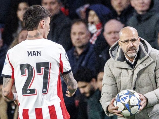 Antrenorul lui PSV Eindhoven, Roger Schmidt, a fost categoric în declarațiile sale după ce echipa sa a ratat, în ultimele etape, șansa de a deveni matematic campioană a Eredivisie