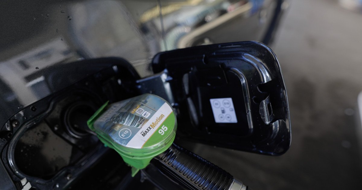 OMV Petrom majorează încă o dată prețurile la carburant în contextul tensiunilor din Orientul Mijlociu După o serie de fluctuații pe piața carburanților, OMV Petrom a decis joi noaptea să efectueze a doua majorare de prețuri consecutivă, într-un interval de doar două zile