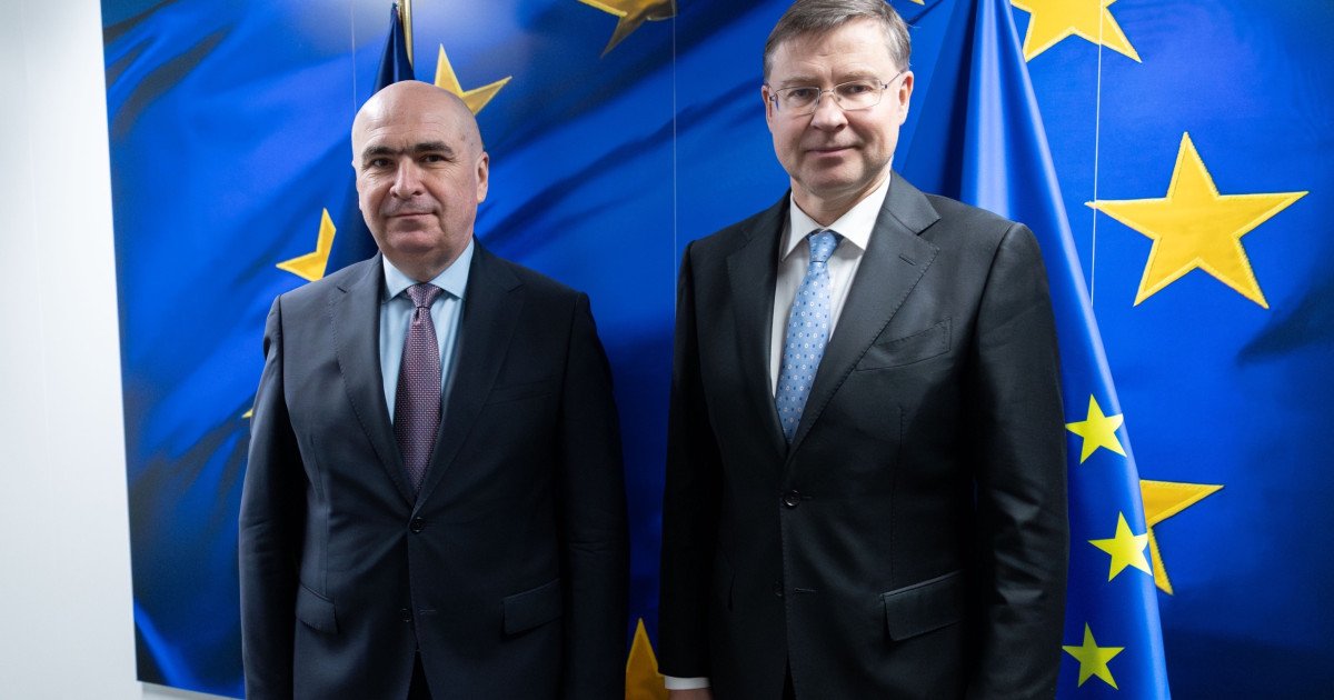 România își asumă angajamentele europene privind deficitul bugetar, după confirmarea oficială a țintei de aproximativ 6% pentru anul în curs Guvernul României a dat vestea cea mare în data de joi, când premierul Ilie Bolojan a anunțat, într-o conferință de presă, faptul că a făcut oficial angajamentul de a respecta obiectivul fiscal stabilit la nivel european pentru acest an