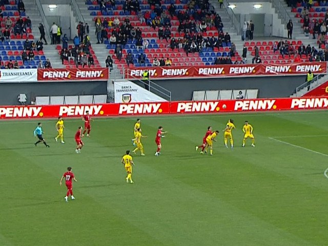 România U20 și Polonia U20 au oferit un spectacol aprins pe terenul de la Ploiești, însă partida s-a încheiat cu rezultatul de egalitate, 0-0, într-un meci extrem de tensionat din cadrul turneului de calificare pentru Campionatul European