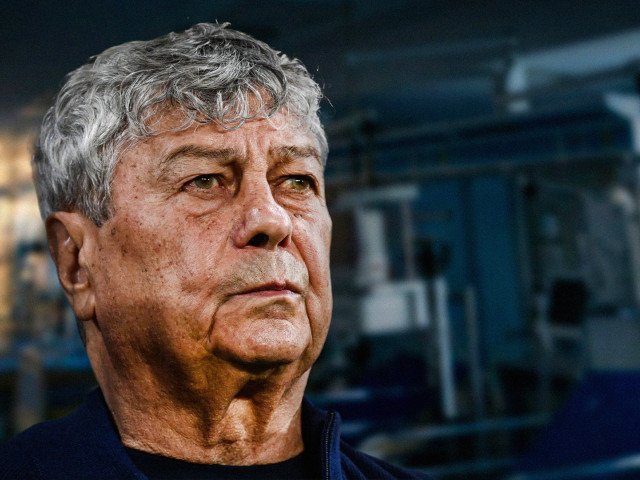 România, în criză pentru barajul decisiv cu Turcia: jucători cheie indisponibili și o presiune imensă pe umerii lui Mircea Lucescu România se află în pragul celui mai dificil meci din ultimii ani, după ce lista jucătorilor convocați pentru meciul crucial cu Turcia s-a redus drastic din cauza unor probleme medicale