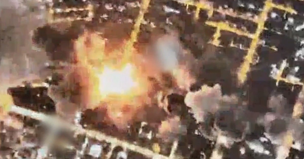 Armata israeliană a făcut publice vineri imagini din timpul atacului aerian asupra unui buncăr subteran în care se credea că se află liderul suprem al Iranului, ayatollahul Ali Khamenei, operațiune care a avut loc pe 28 februarie