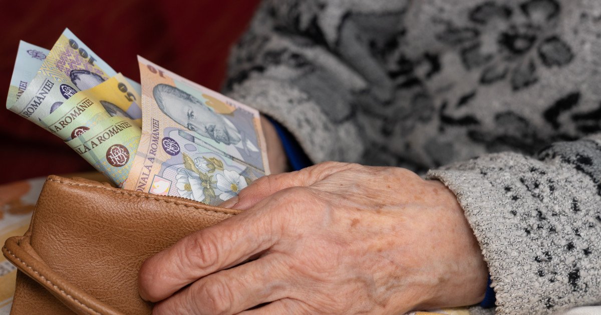 Numărul pensionarilor din România a scăzut pentru prima dată în ultimii ani, înregistrând 4.688.092 de beneficiari în februarie 2026, conform datelor oficiale ale Casei Naționale de Pensii Publice (CNPP)