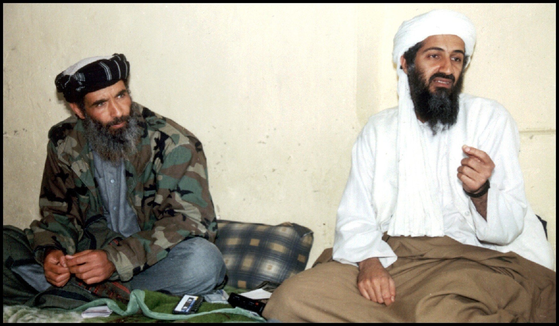 Osama bin Laden, de la liderul terorismului mondial la amintire istorică: de la căutări la execuție Pe 2 mai 2011, lumea a fost martoră la un moment decisiv în lupta împotriva terorismului global