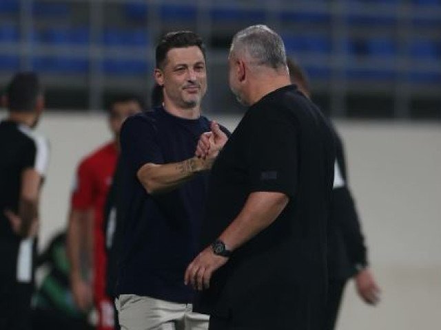 Mirel Rădoi a făcut un pas neașteptat, preluând postul de antrenor principal al echipei FCSB, într-o decizie care a șocat mulți iubitori ai fotbalului din România