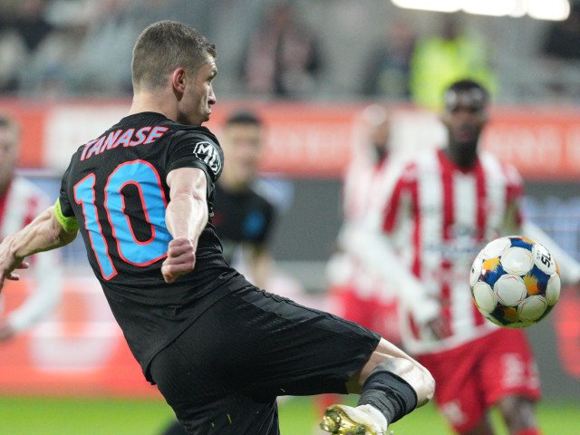 Impresarul lui Florin Tănase a rupt tăcerea: ce planuri are pentru viitorul mijlocașului În timp ce zvonurile despre un transfer al lui Florin Tănase în afara Arena Națională devin tot mai intense, impresarul fotbalistului a ieșit în față pentru a clarifica situația și a oferi detalii exclusive despre pașii următori