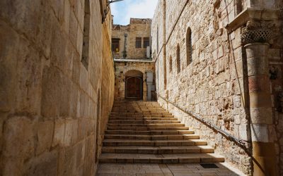 Pentru prima dată în secole, poliția israeliană împiedică Patriarhul Ierusalimului să cinstească Floriile la Sfântul Mormânt