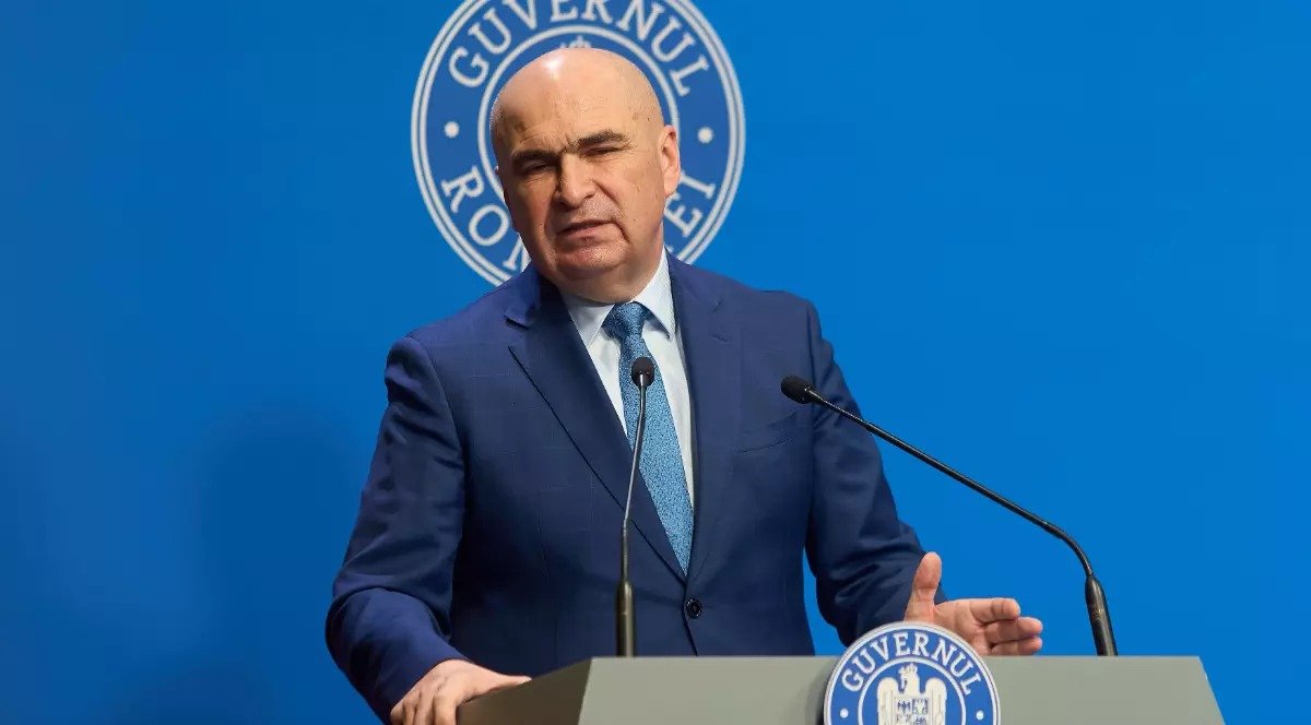 Guvernul României a luat decizia de a plafona prețurile la gazele naturale pentru consumatorii casnici, o măsură menită să ofere stabilitate financiară milioanelor de români afectați de fluctuațiile continue ale pieței internaționale