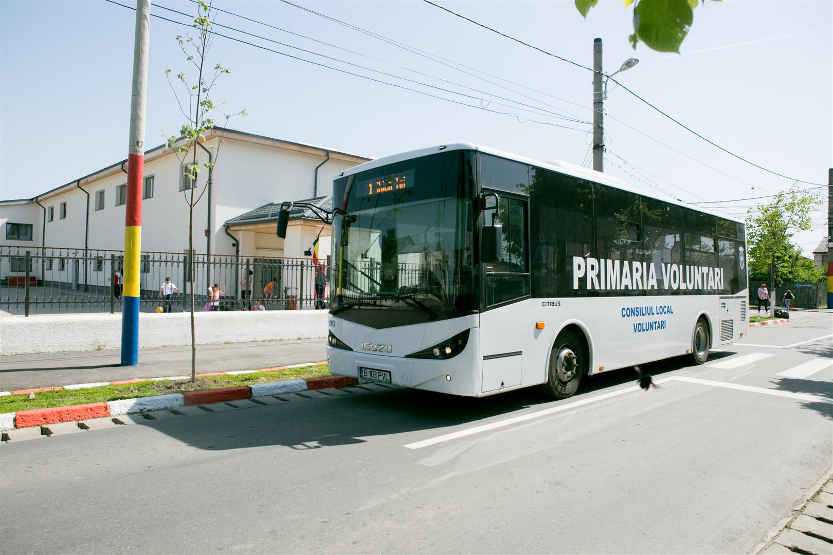 Începând din acest weekend, sistemul de transport metropolitan din Regiunea București-Ilfov va suferi schimbări majore, în încercarea de a optimiza și eficientiza serviciile pentru milioane de călători