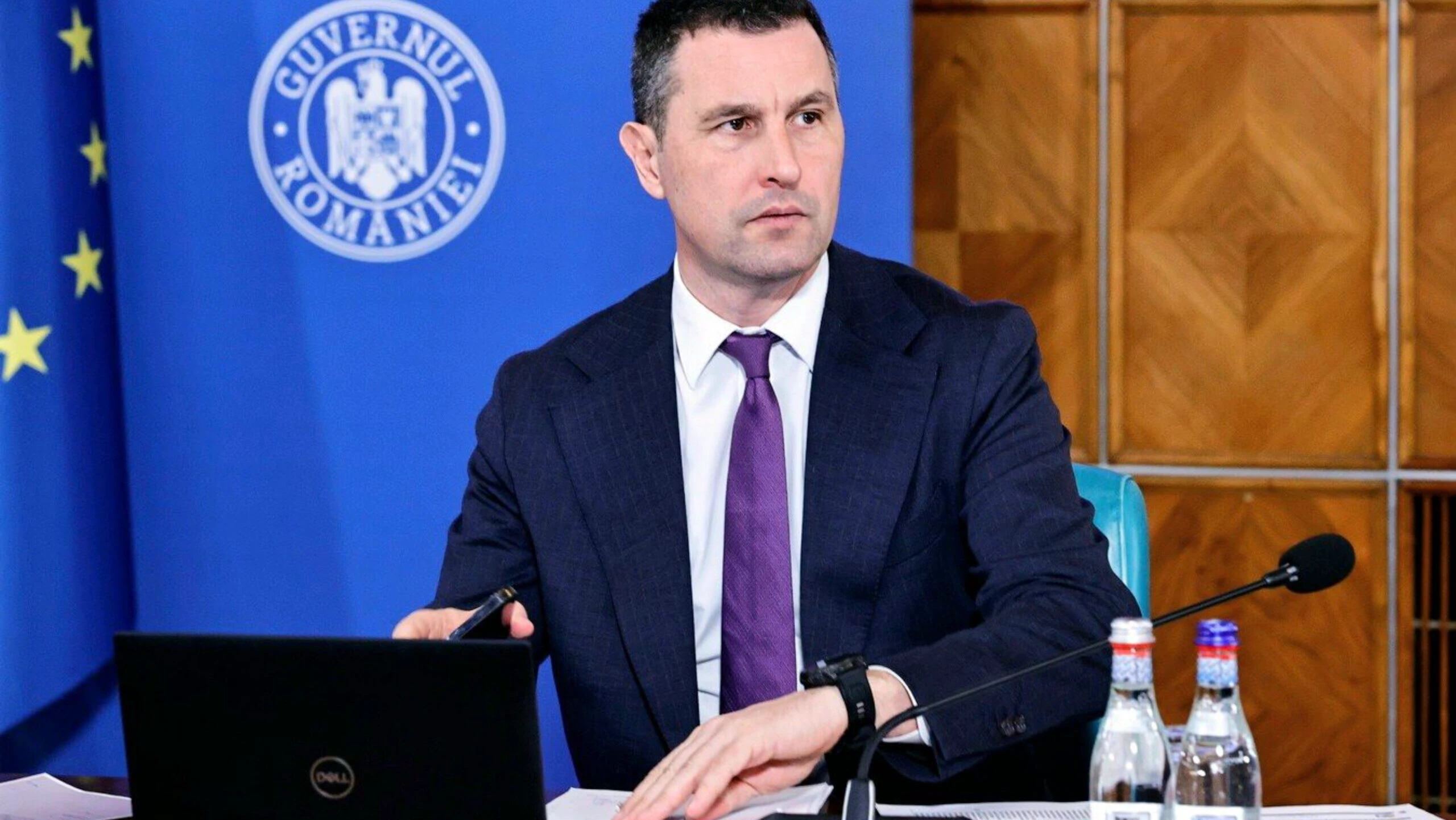 Terenul pentru discutarea creșterii vârstei de pensionare pentru angajații din domeniile siguranță națională, apărare și ordine publică se întărește în contextul unei economii în alertă, dar și al unor decizii dificile de ajustare a cheltuielilor bugetare