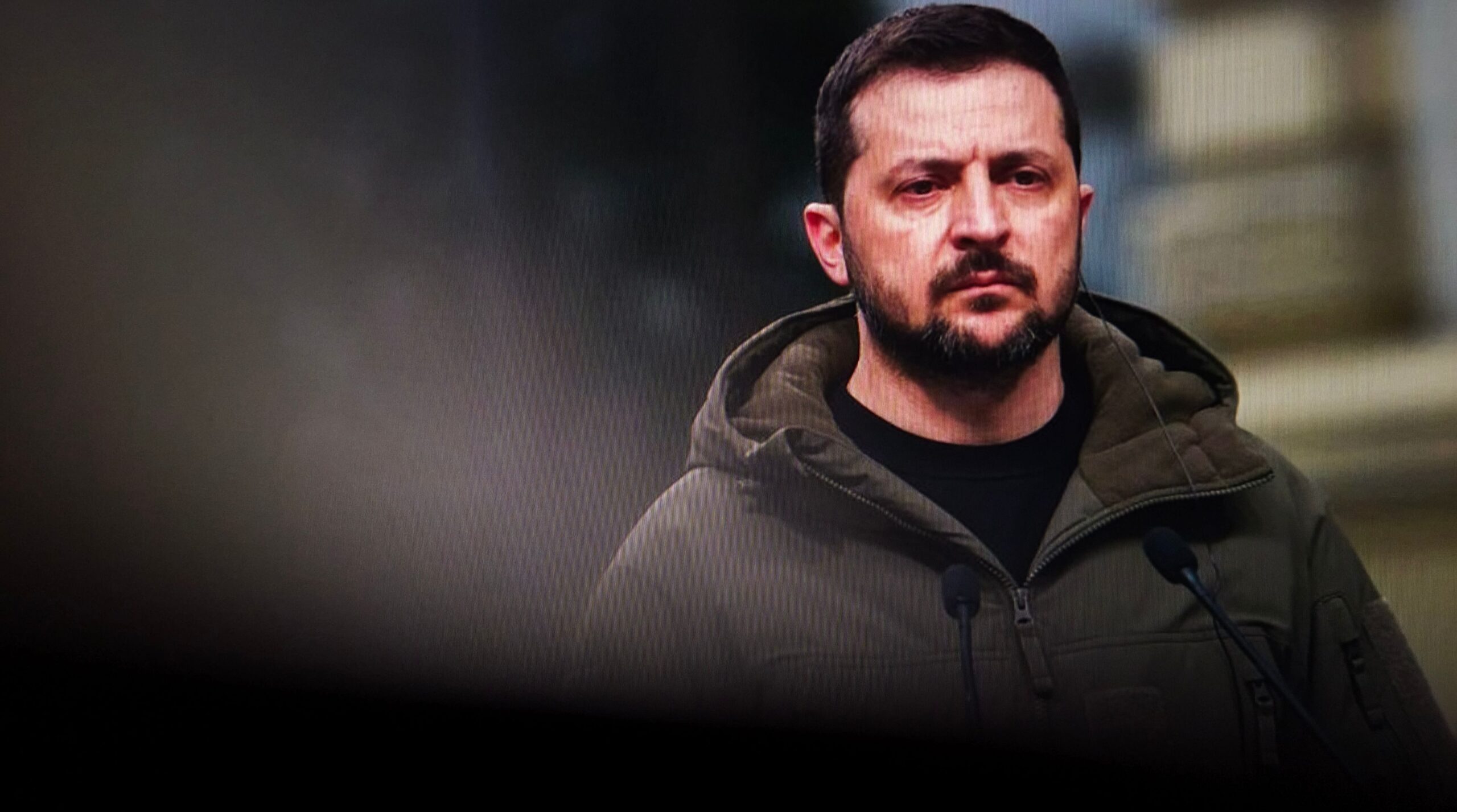 Aderarea Ucrainei la UE, în criză: încercările de apropiere se lovesc de obstacole politice și geopolitice Presiunea din partea președintelui ucrainean Volodimir Zelenski pentru ca țara sa să adere la Uniunea Europeană până în 2027 nu mai pare să fie susținută de întreaga Europă