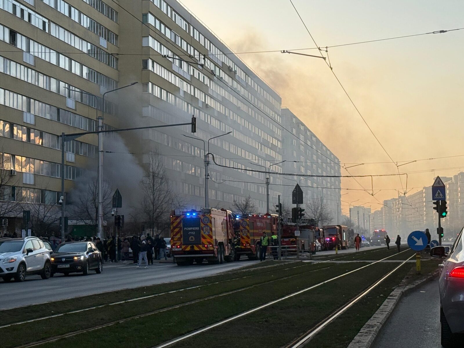 Incendiu la parterul unui bloc din Şoseaua Pantelimon