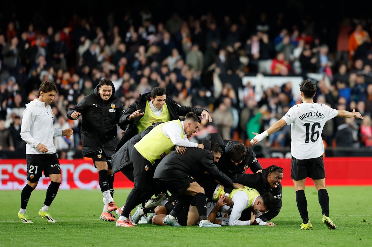 Valencia reușește o revenire dramatică în ultimele minute, salvând un punct important în lupta pentru evitarea retrogradării Valencia a produs una dintre cele mai memorabile reveniri din sezon, câștigând un punct prețios în fața rivalului Alavés după o finală de meci plină de emoții și întorsături neprevăzute