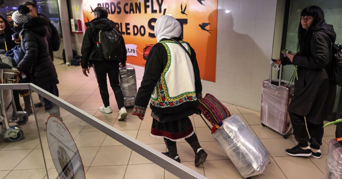 Un număr de 250 de români au fost aduși în țară din Emiratele Arabe Unite, în contextul agravării situației de securitate din regiune