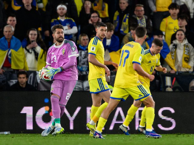 Ucraina a fost eliminată din cursa pentru calificarea la Campionatul Mondial din 2026, după ce a fost învinsă cu scorul de 1-3 de Suedia, în meciul retur al barajului disputat pe stadionul celor de la Levante, în Spania