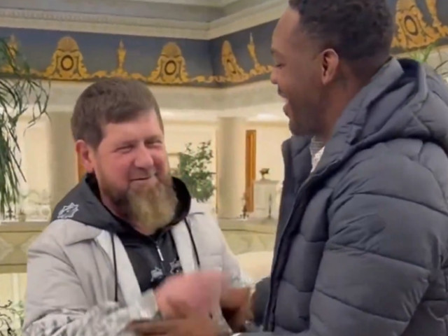 Jon Jones, trădat de SUA, semnează cu Kadyrov: “Rusia adoptă un fiu”