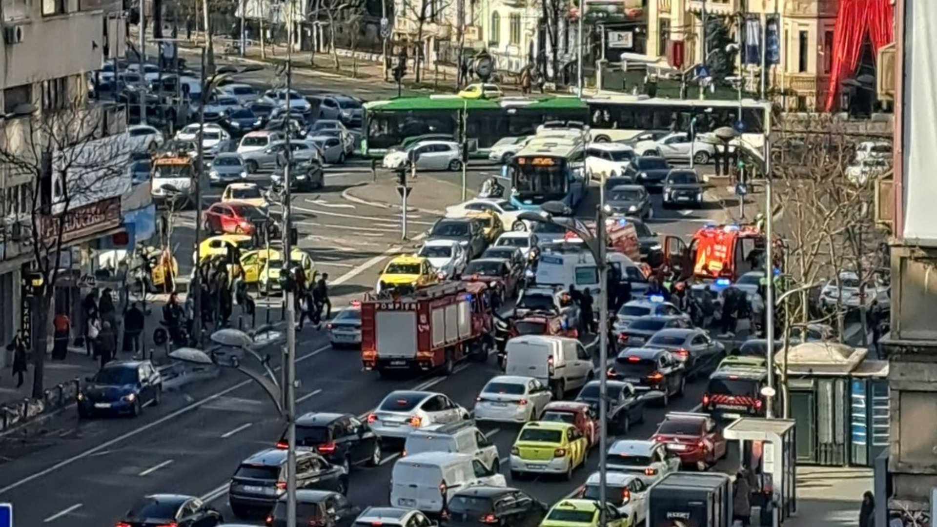 Un accident grav cu pieton a avut loc în această după-amiază în piața Romană, București, provocând un haos total în zona centrală a Capitalei